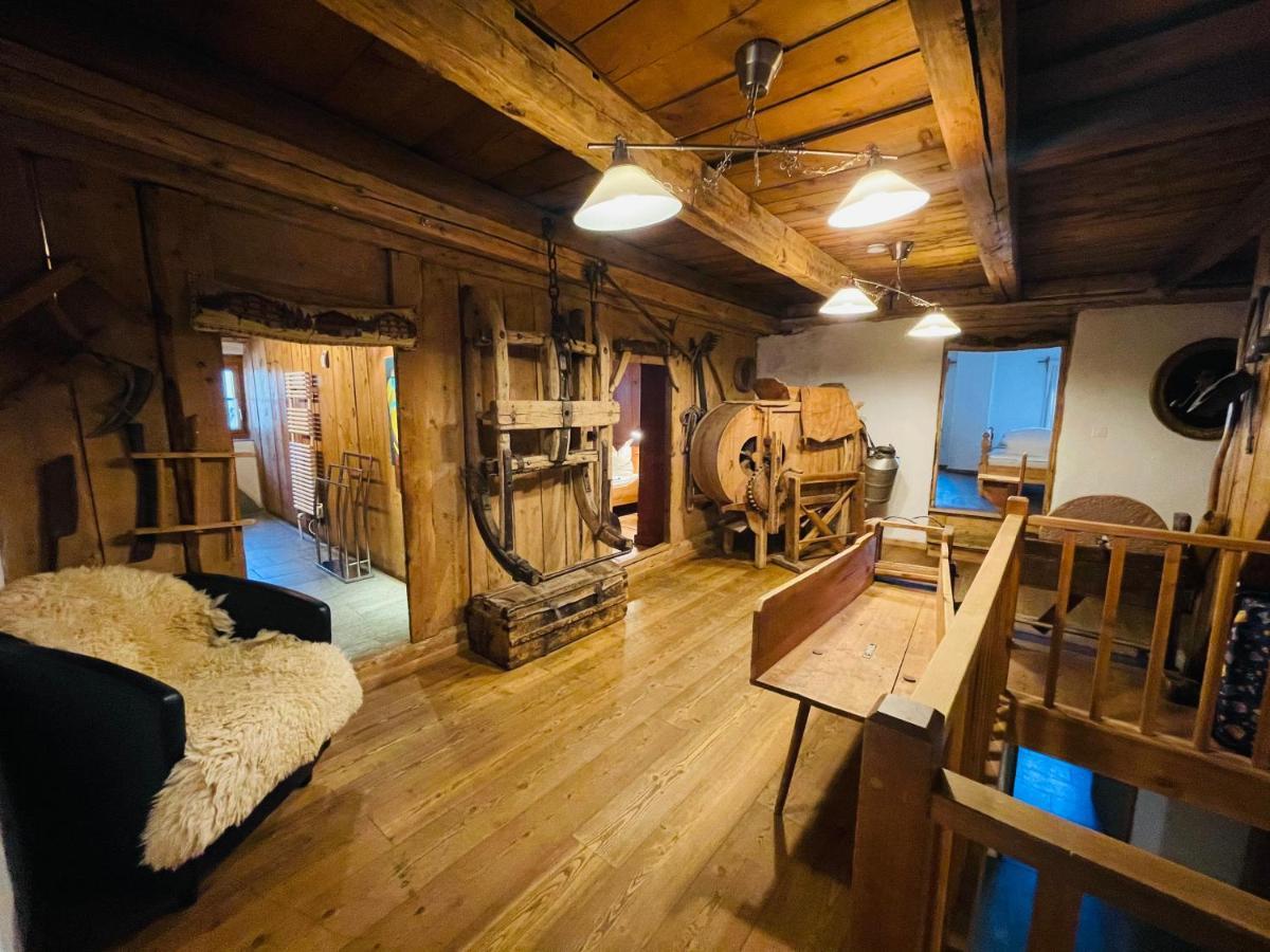 Chasa Engadina Apartment Sent Phòng bức ảnh